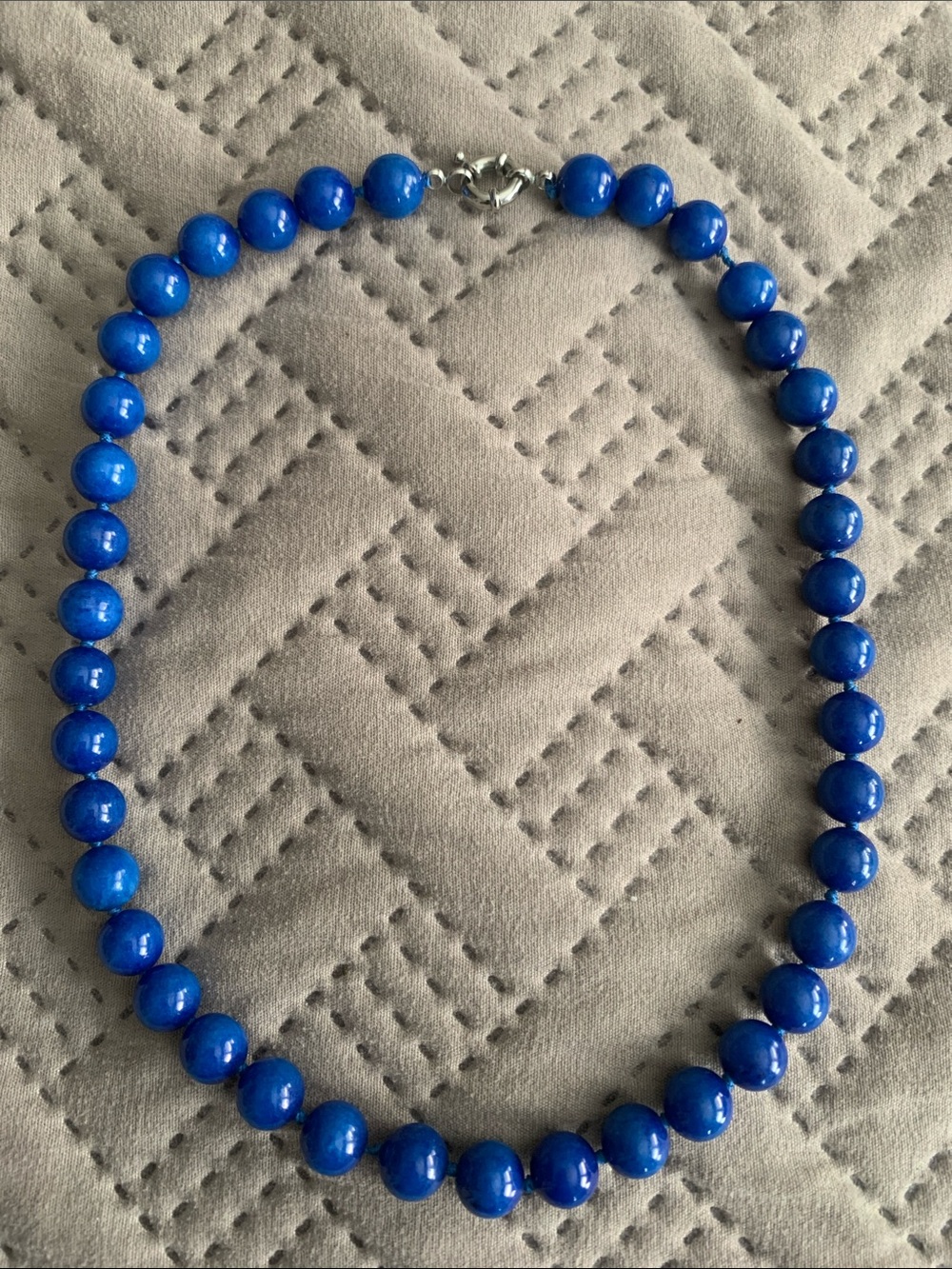 Lapis Lazuli necklace round